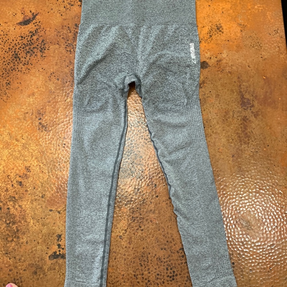 GymShark Energy Seamless Leggings Shape Enhancing. Sz. L